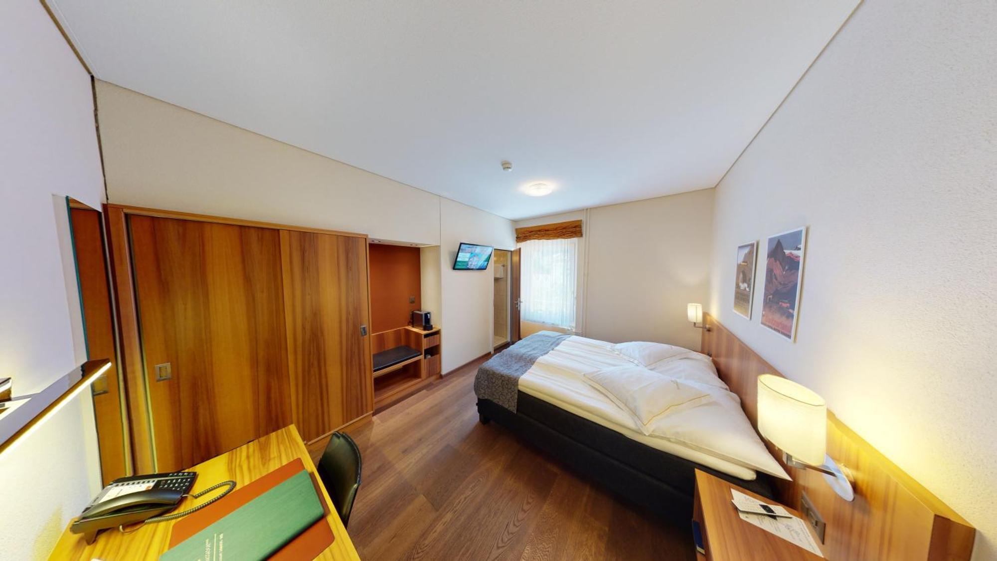 Ambassador Hotel Brigue