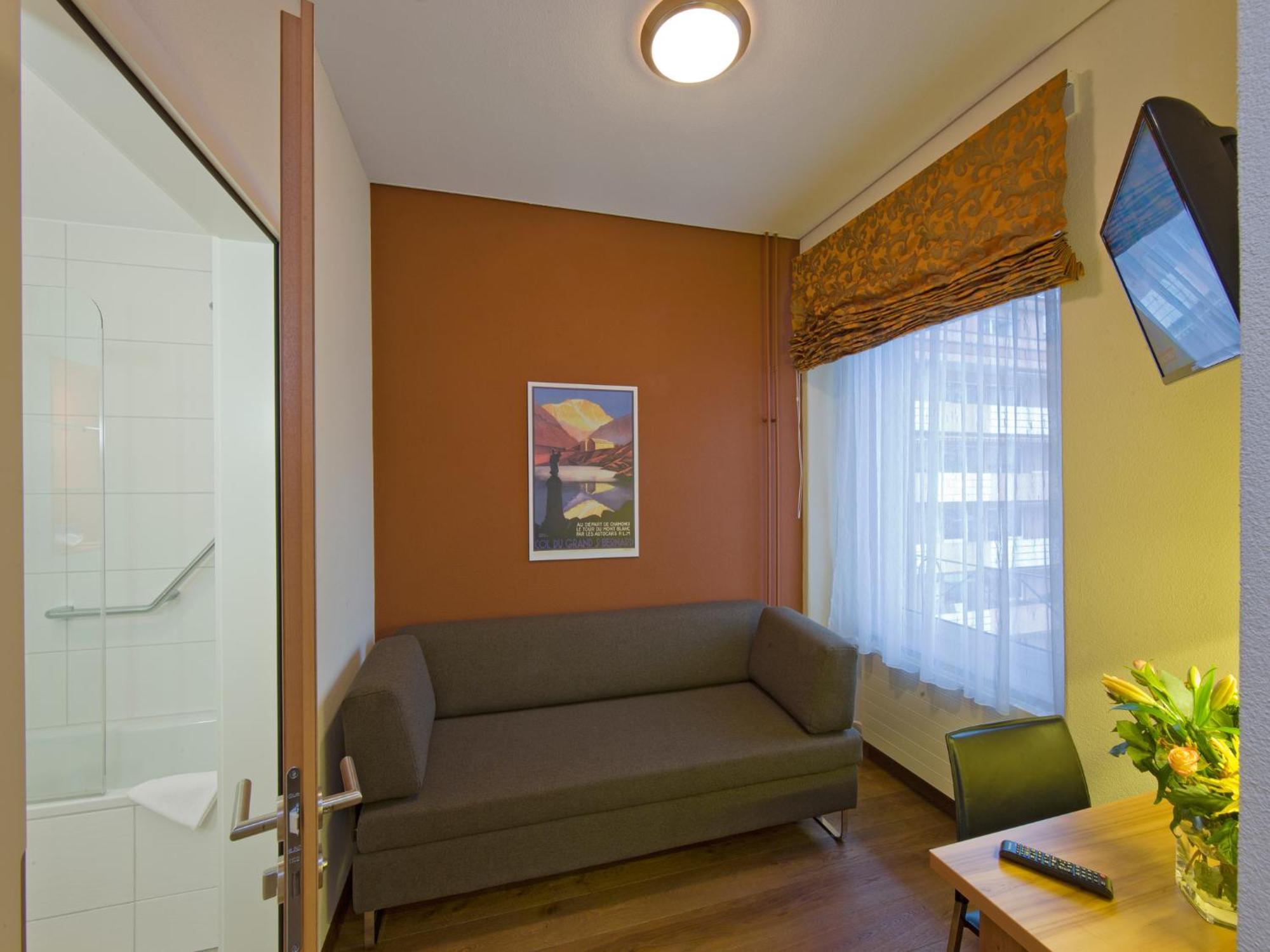 Hotel Ambassador Brigue
